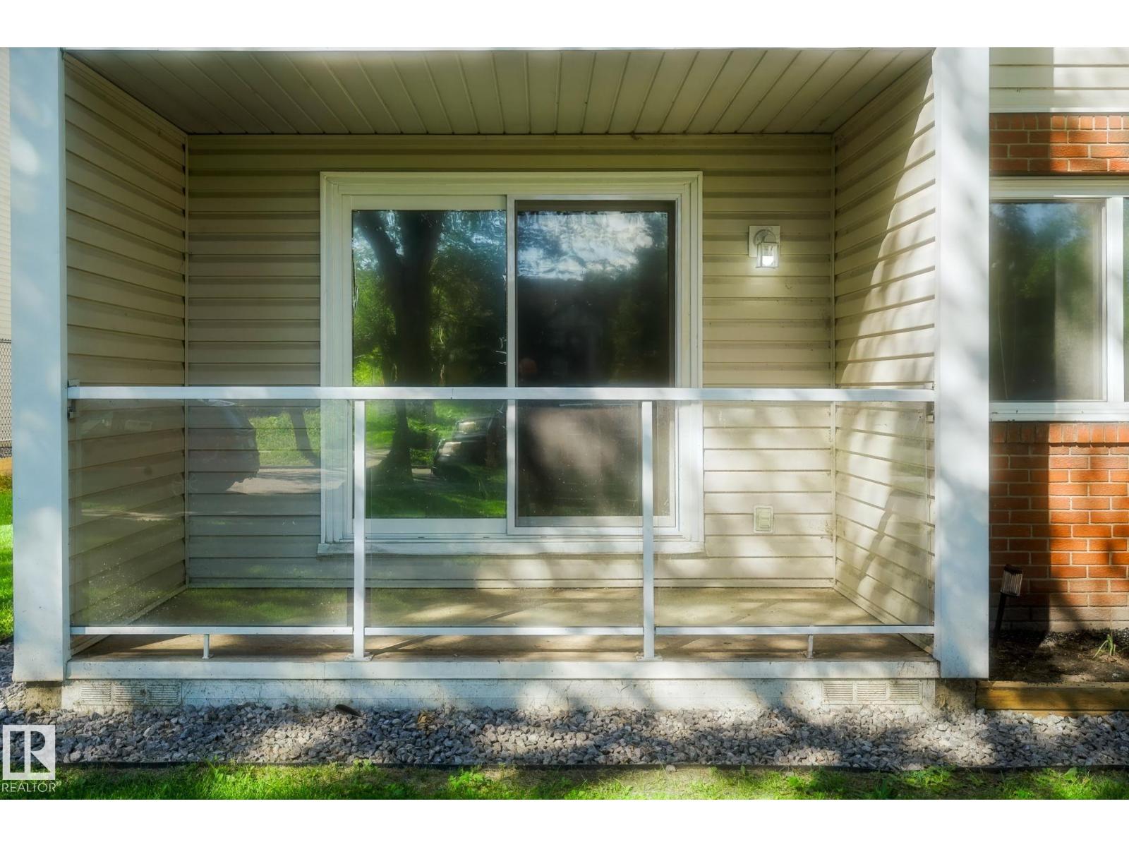 #101 10842 107 ST NW - 10