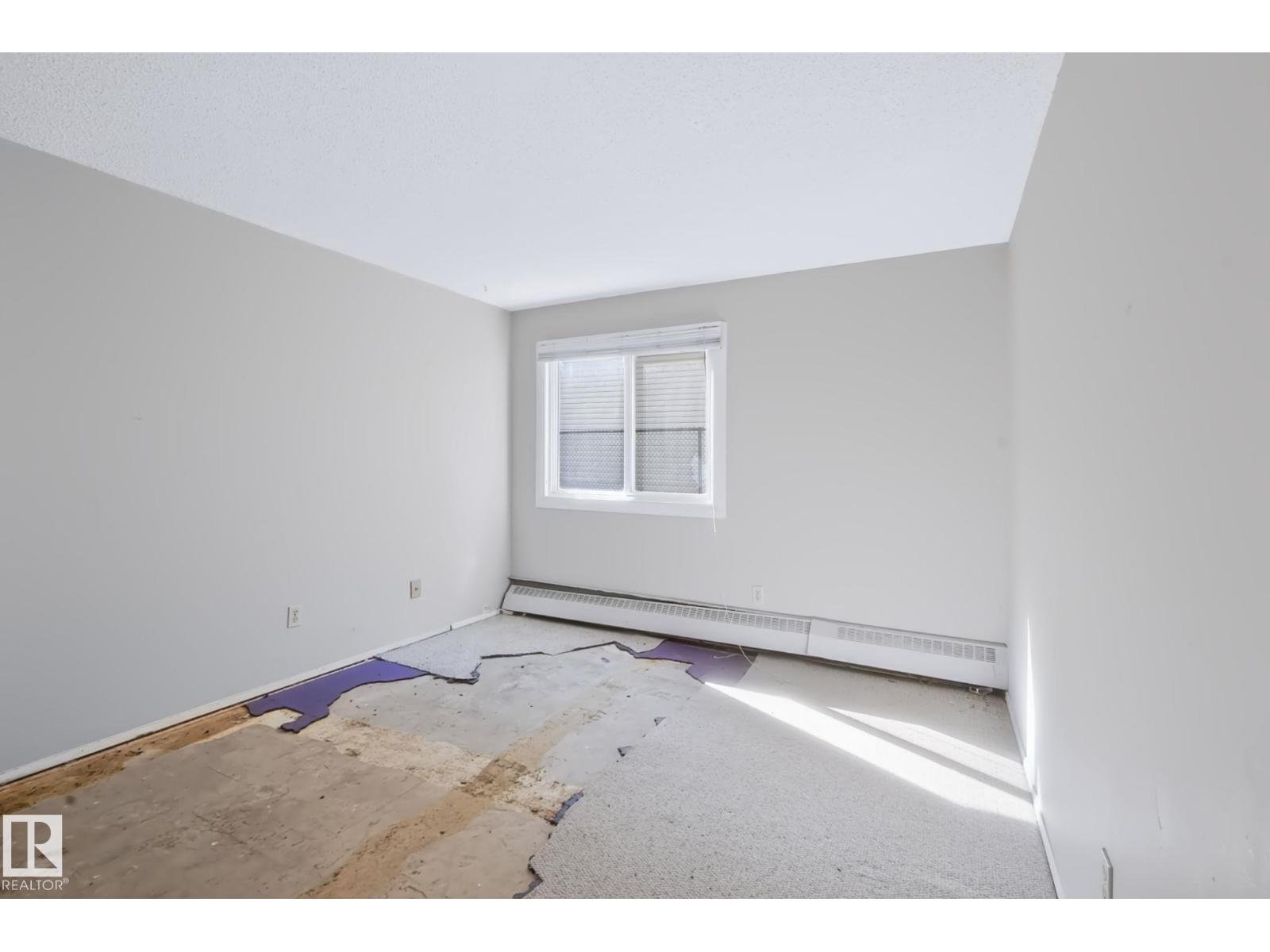 #101 10842 107 ST NW - 21