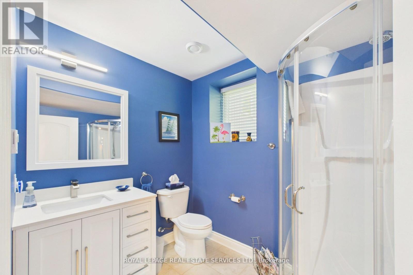 1045 TOWER CRESCENT - Image 33