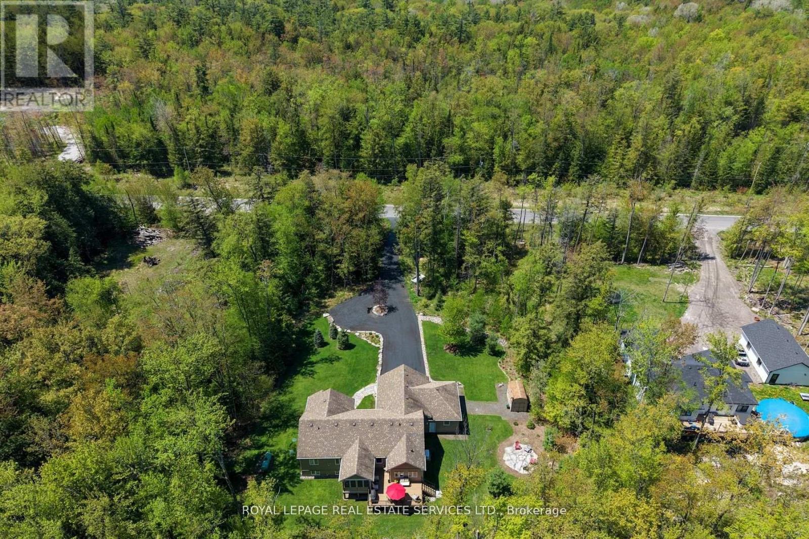 1045 TOWER CRESCENT - Image 38