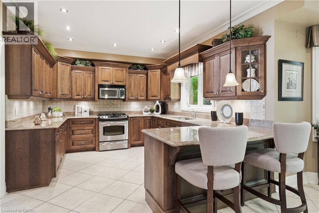 1121 FORESTVALE Drive - 8
