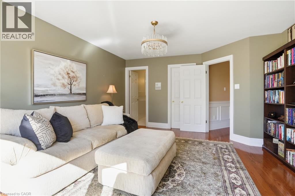 1121 FORESTVALE Drive - Image 20