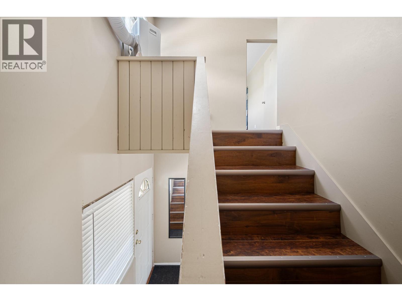 #5 2390 Seyom Crescent - 24