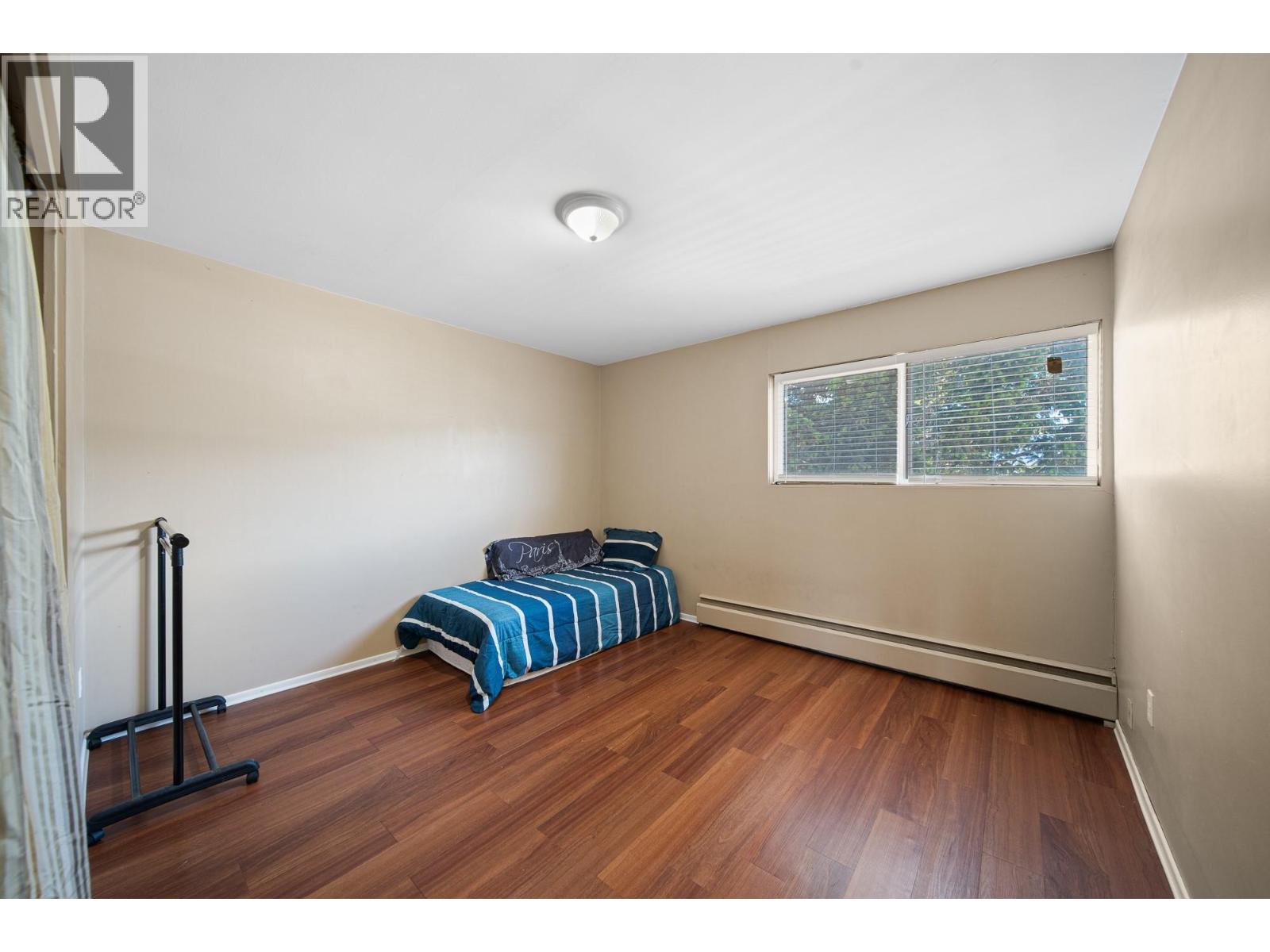 #5 2390 Seyom Crescent - 28