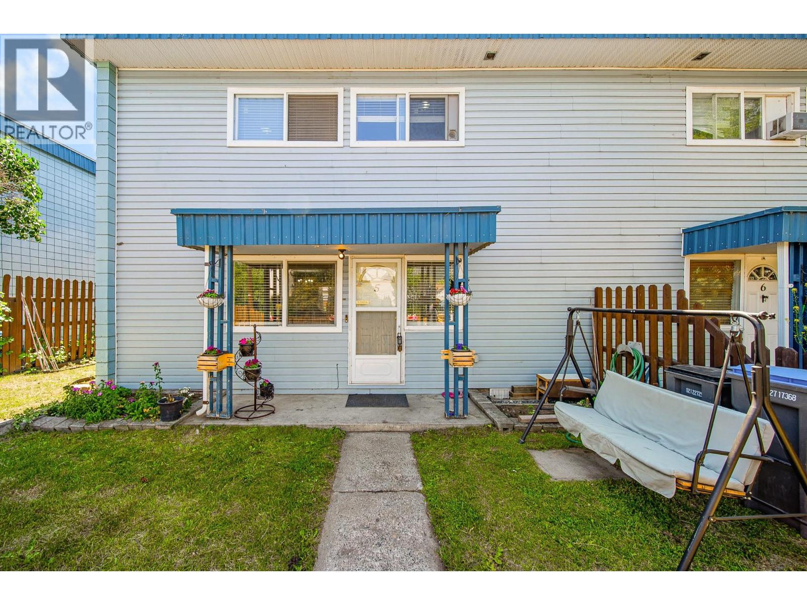 #5 2390 Seyom Crescent - Image 38