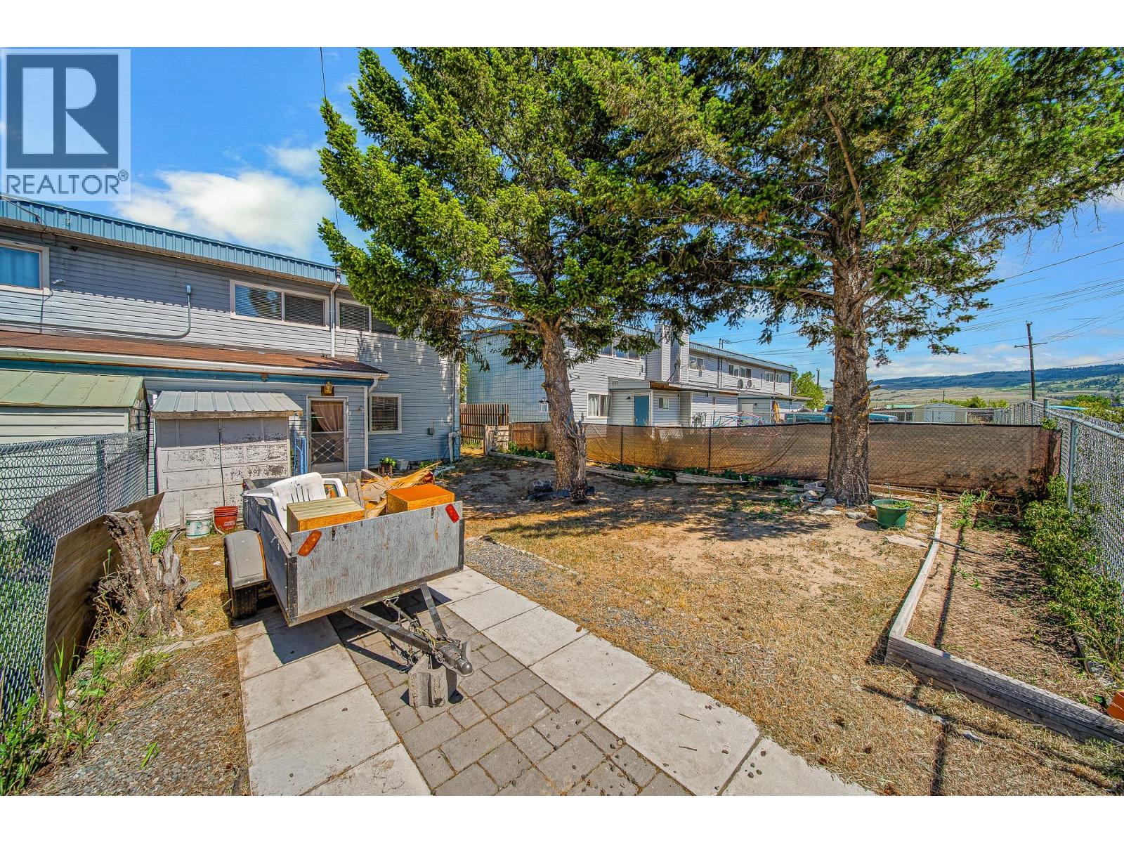 #5 2390 Seyom Crescent - Image 35