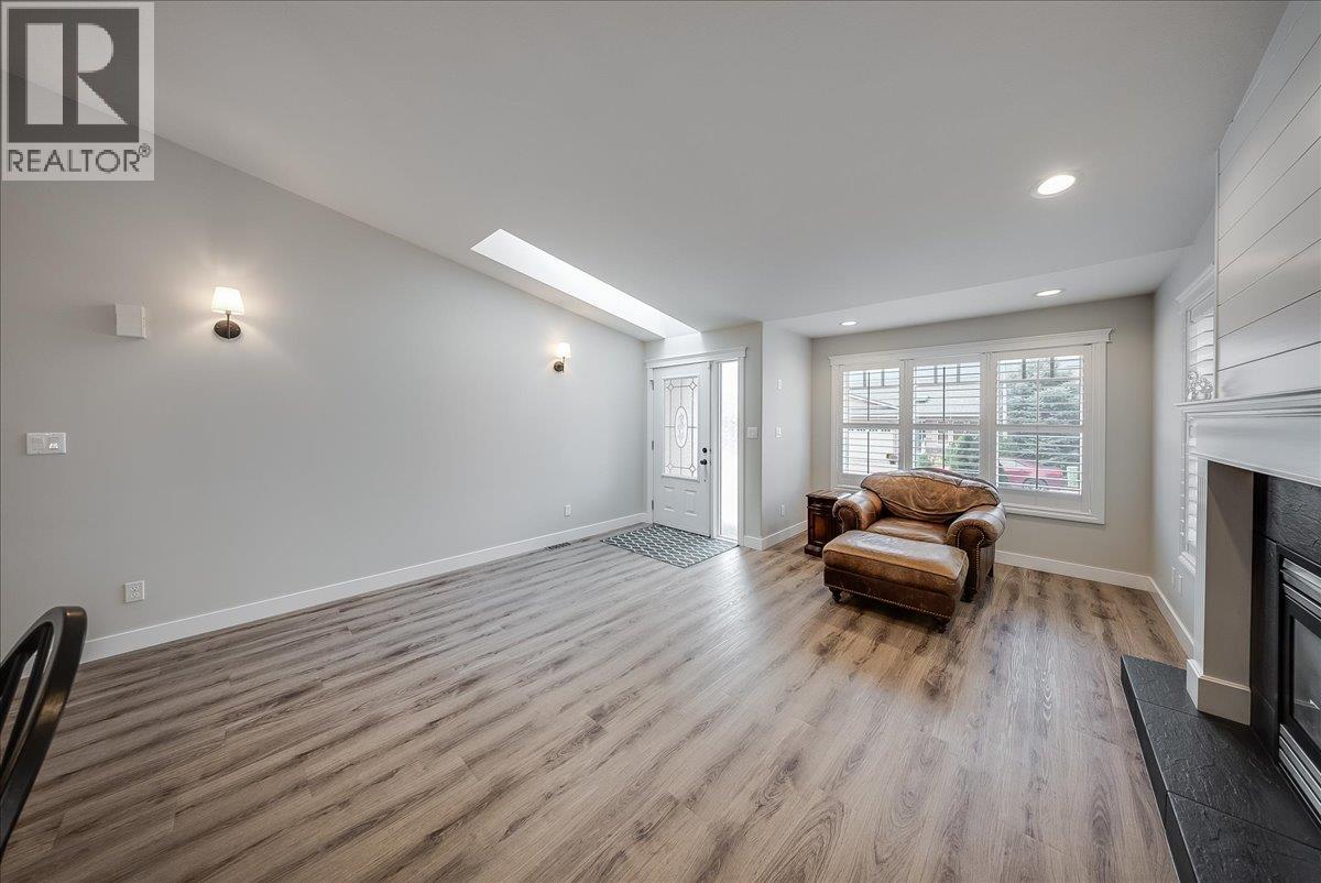 7981 BIRCHWOOD Drive, Trail