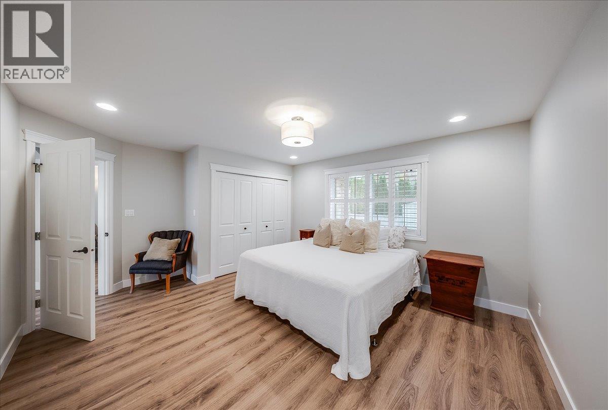 7981 BIRCHWOOD Drive, Trail