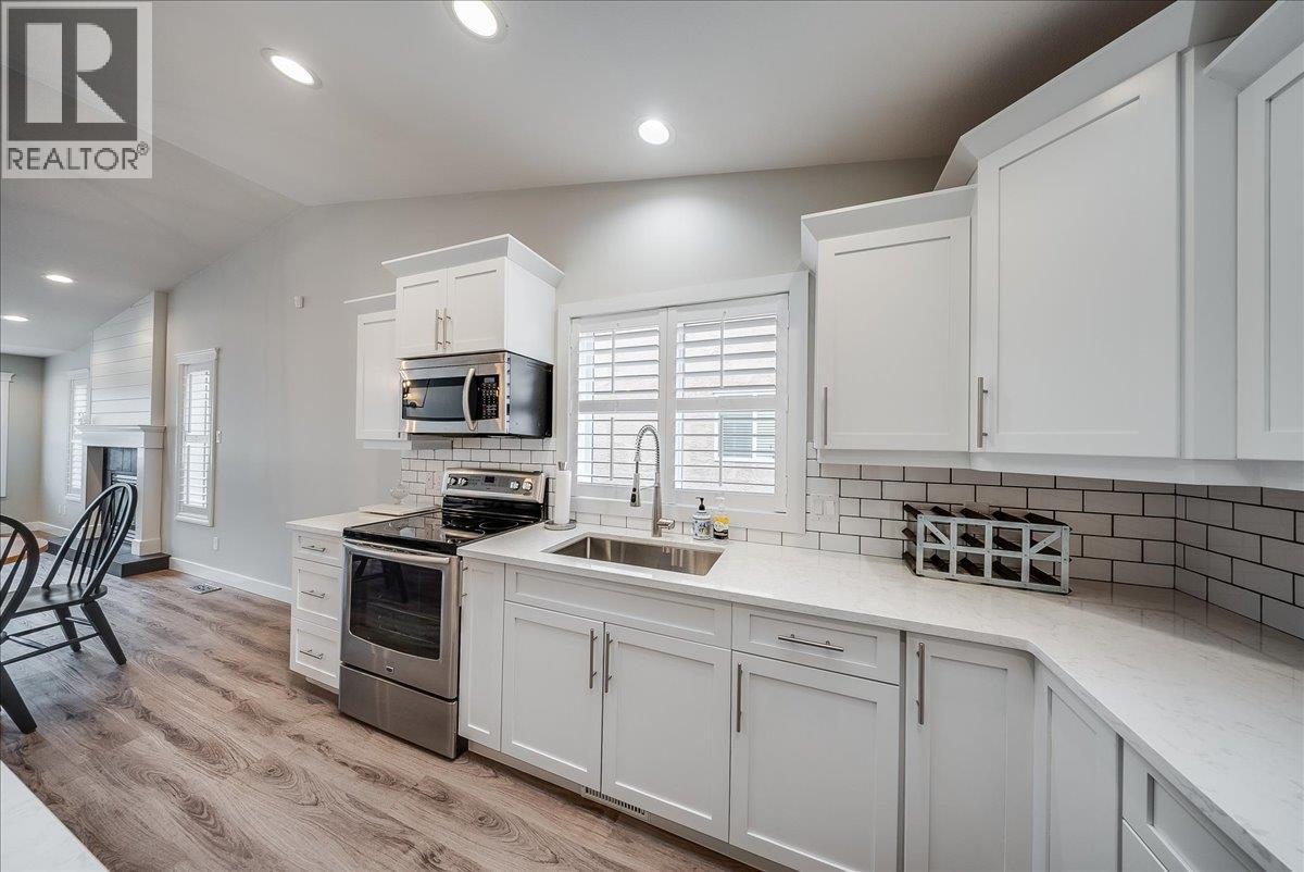 7981 BIRCHWOOD Drive, Trail