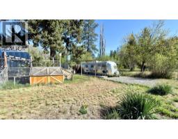 1606 33 Highway, Rock Creek, BC V0H1Y0 Photo 11