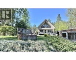 1606 33 Highway, Rock Creek, BC V0H1Y0 Photo 12