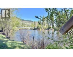 1606 33 Highway, Rock Creek, BC V0H1Y0 Photo 33