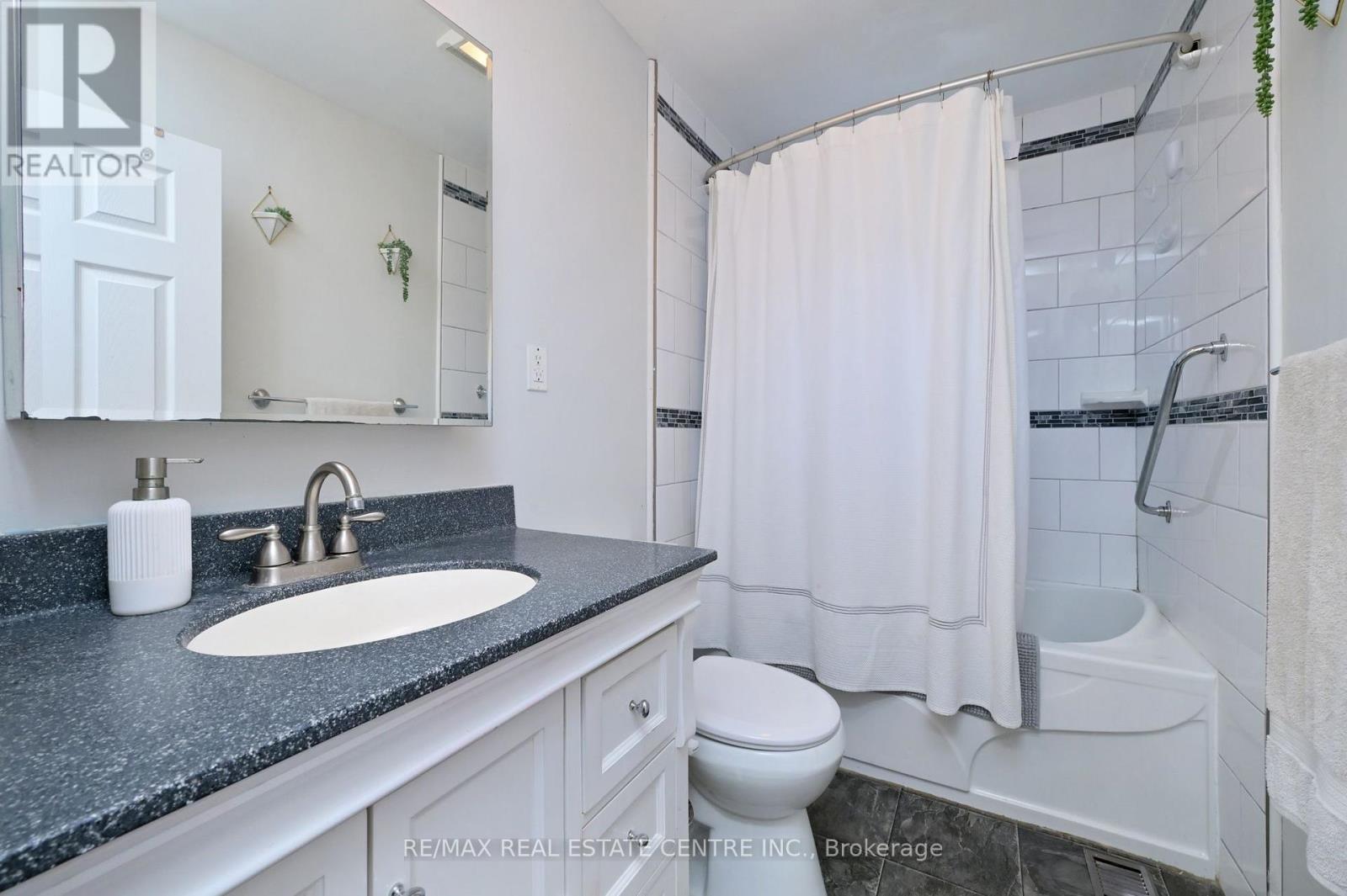110 JOHN STREET - 13