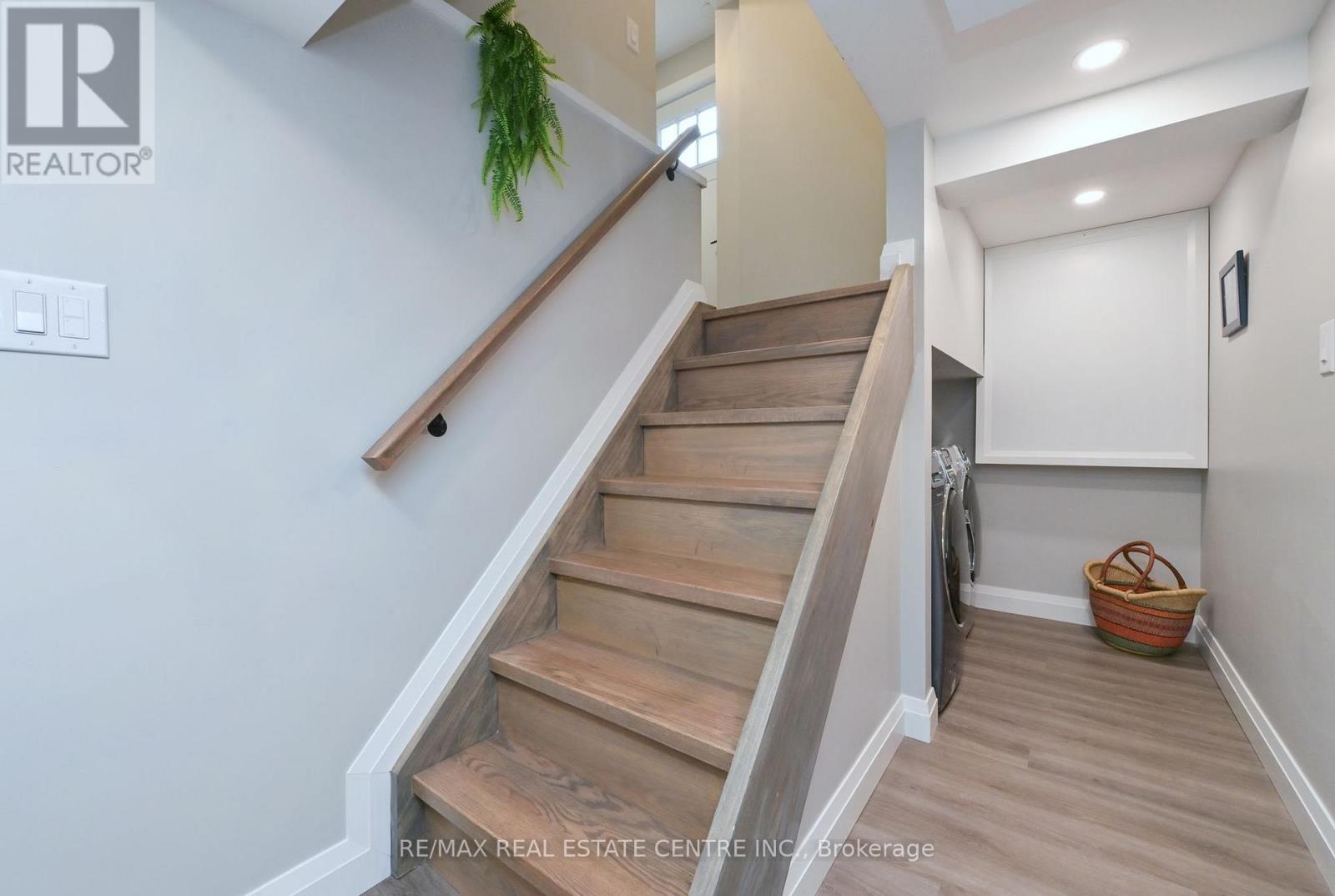 110 JOHN STREET - 16