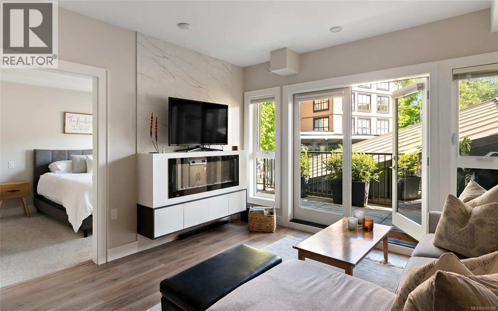 #210 747 Travino Lane - 4