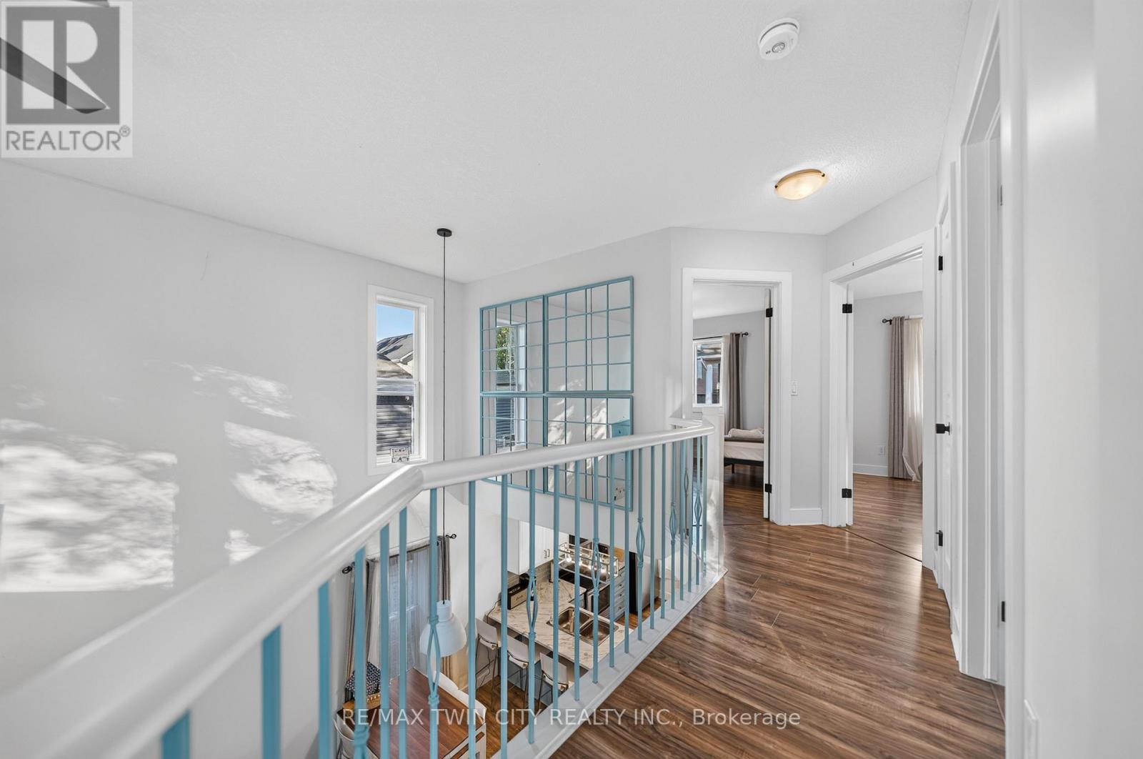 10 QUEENS AVENUE - Image 21