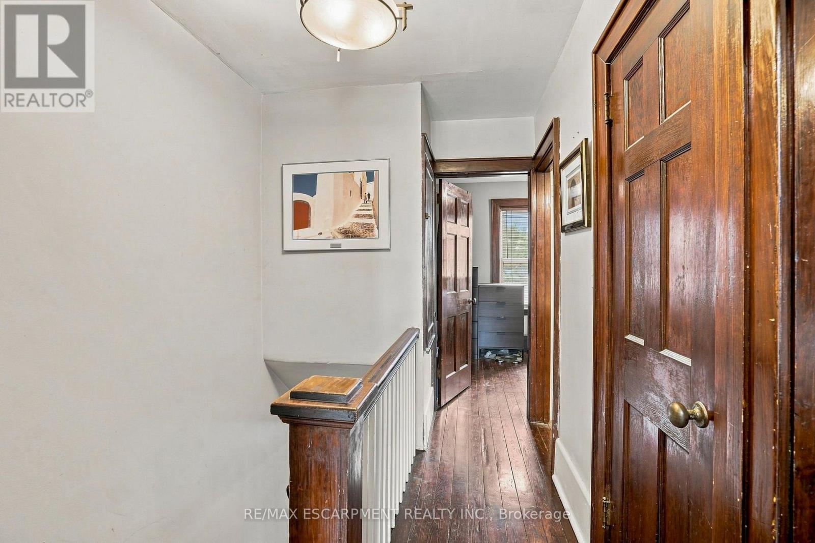 83 NAPIER STREET - 10