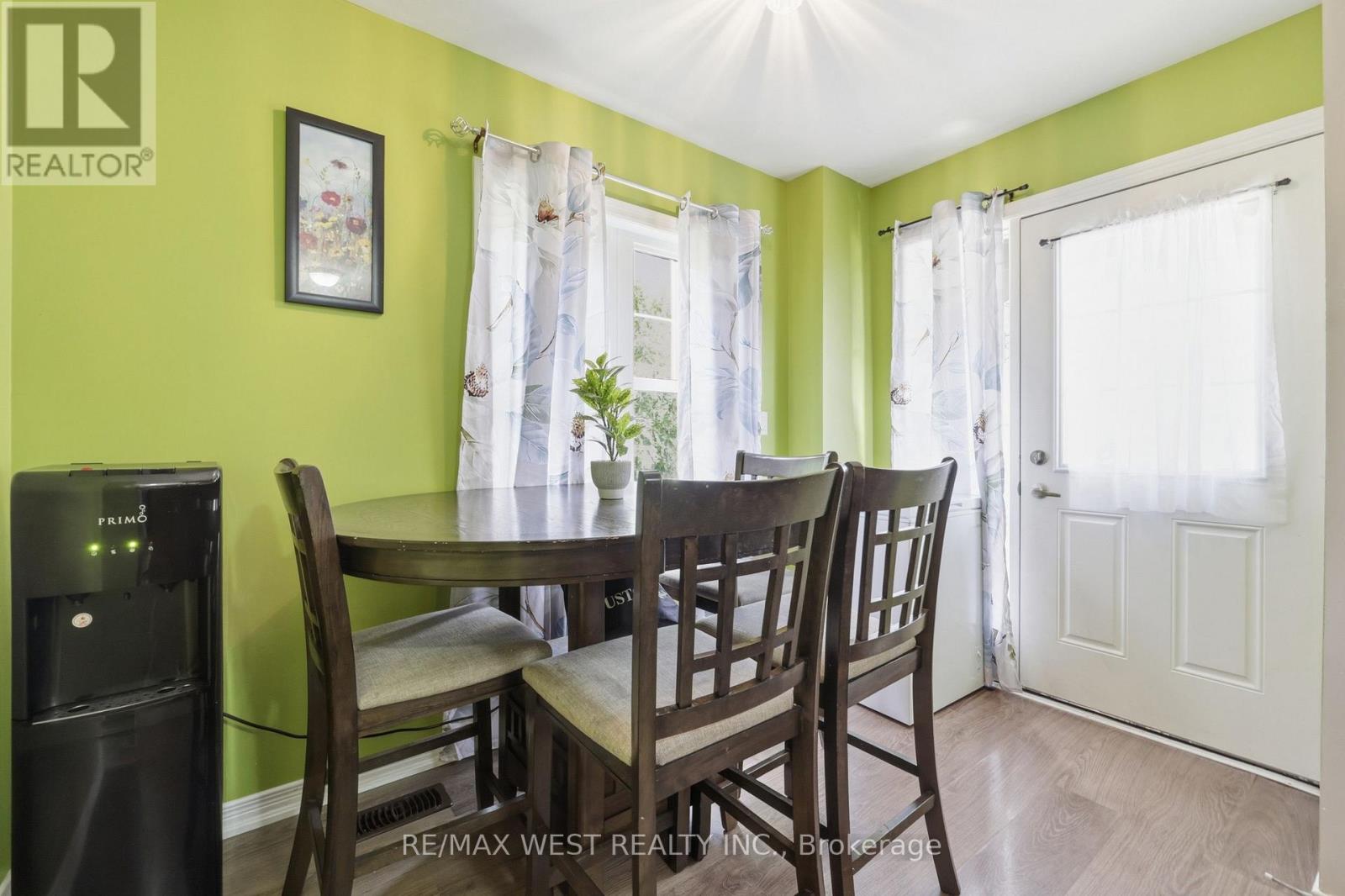 #35 701 HOMER WATSON BOULEVARD - 17