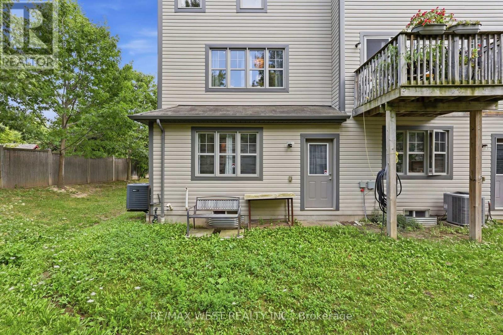 #35 701 HOMER WATSON BOULEVARD - Image 34