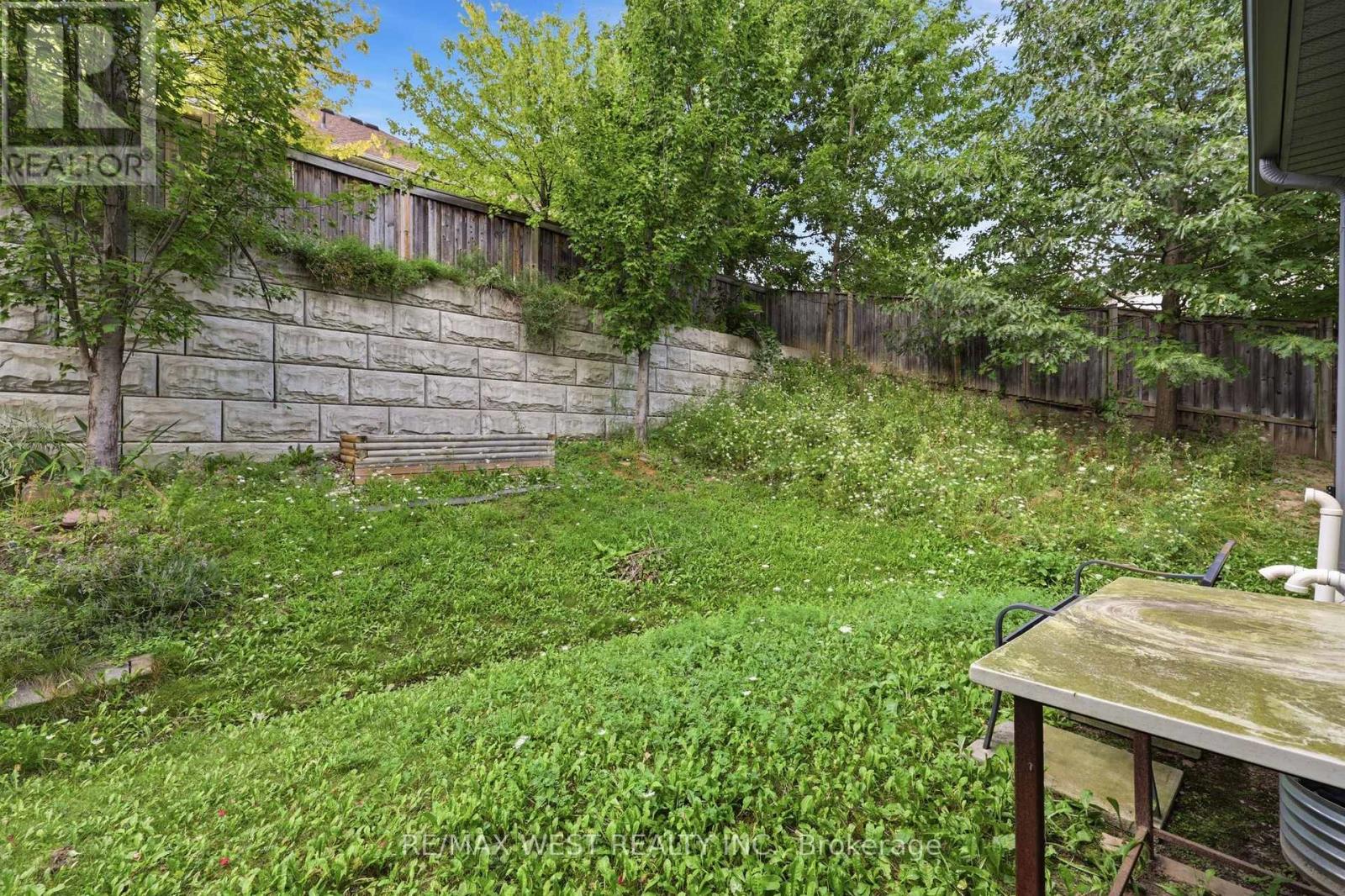 #35 701 HOMER WATSON BOULEVARD - Image 35