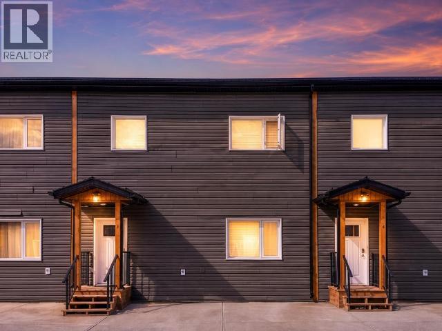 3-35 GLEANER AVENUE - 1