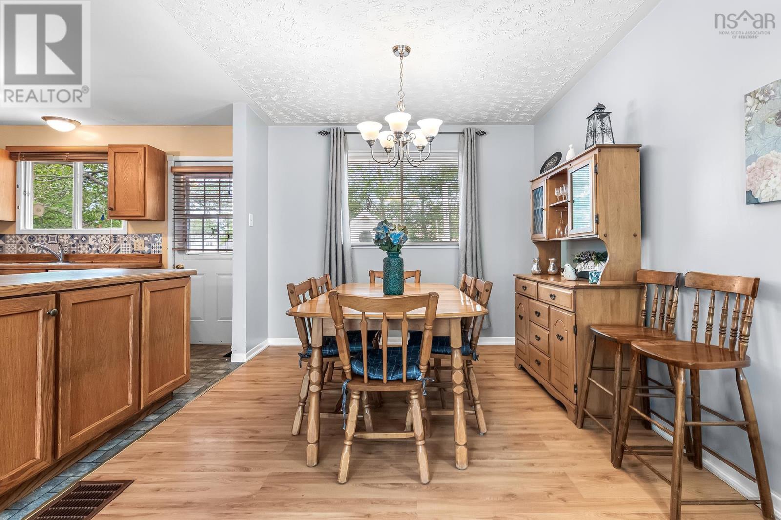 1653 Riverside Drive - 15