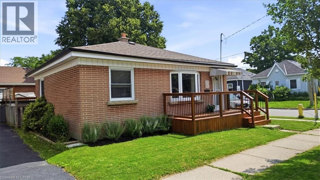 166 CATHARINE Avenue - 1