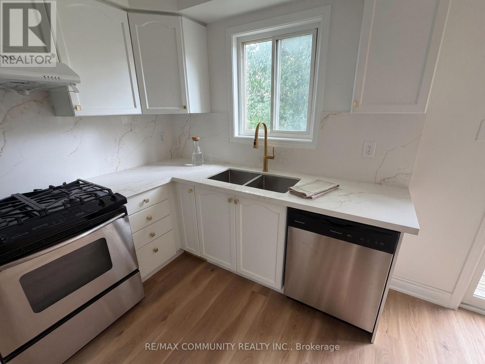 5 CANOE CRESCENT - 8