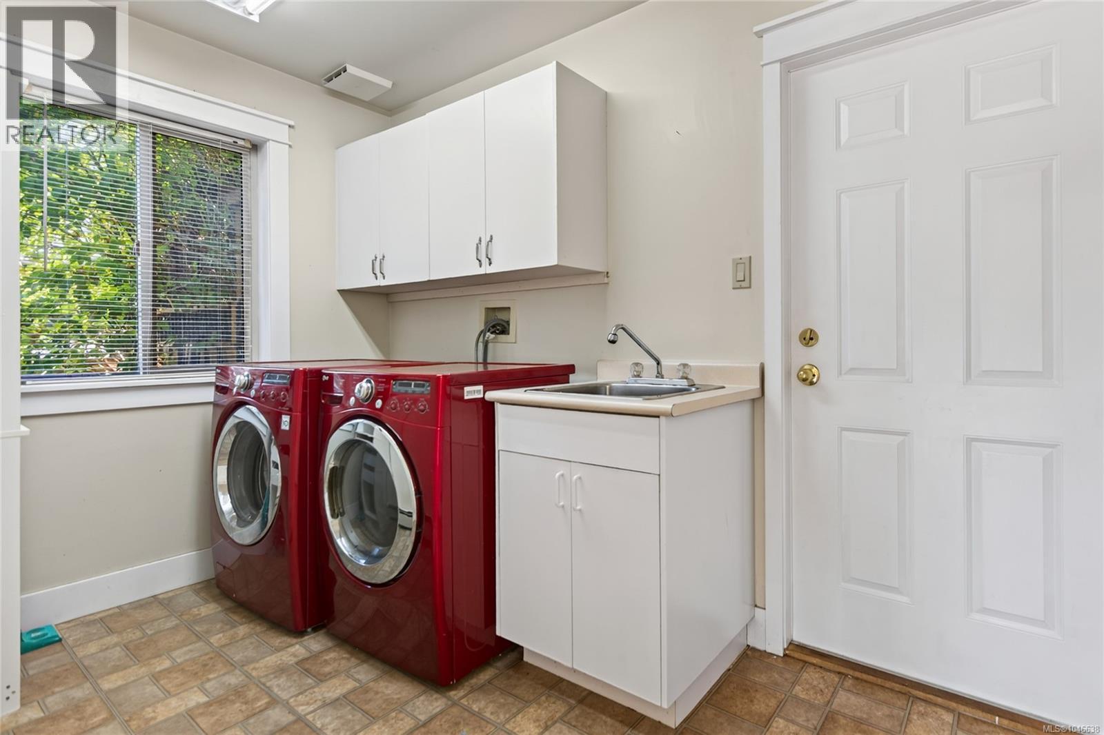 3165 Royal Vista Way, Courtenay