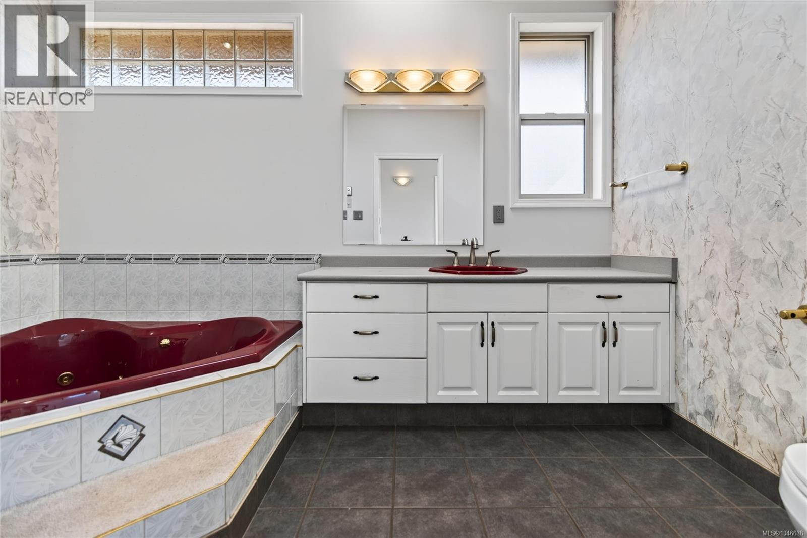 3165 Royal Vista Way - 43