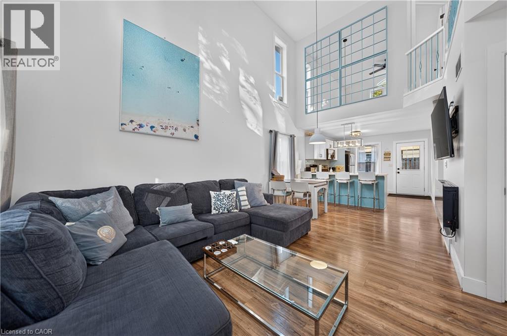 10 QUEENS Avenue - Image 11