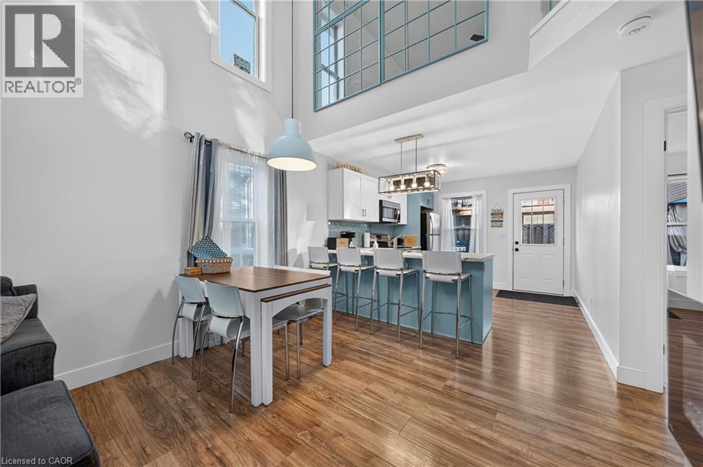 10 QUEENS Avenue - Image 13