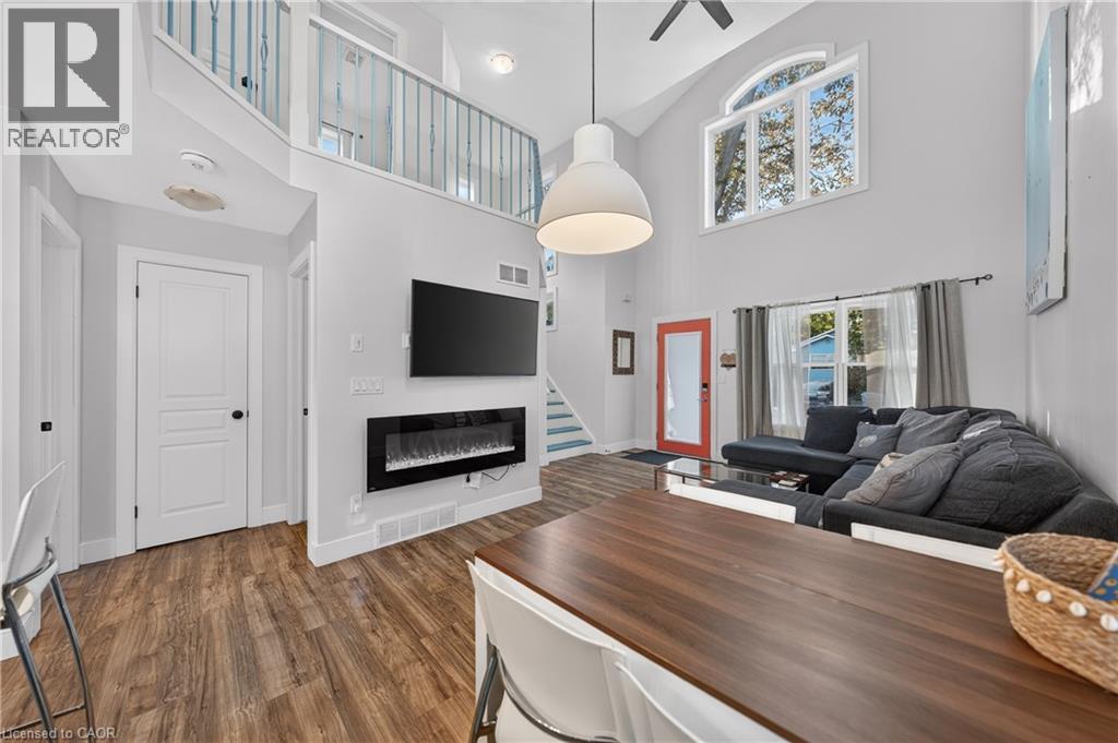 10 QUEENS Avenue - Image 8