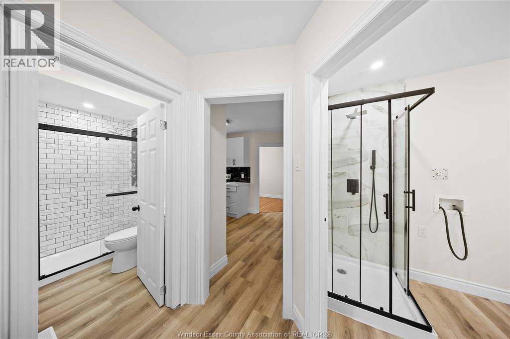 1465 CAMPBELL AVENUE - 24