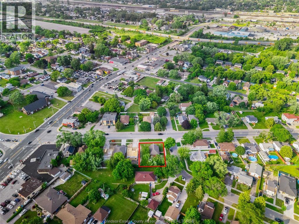 1465 CAMPBELL AVENUE - Image 3