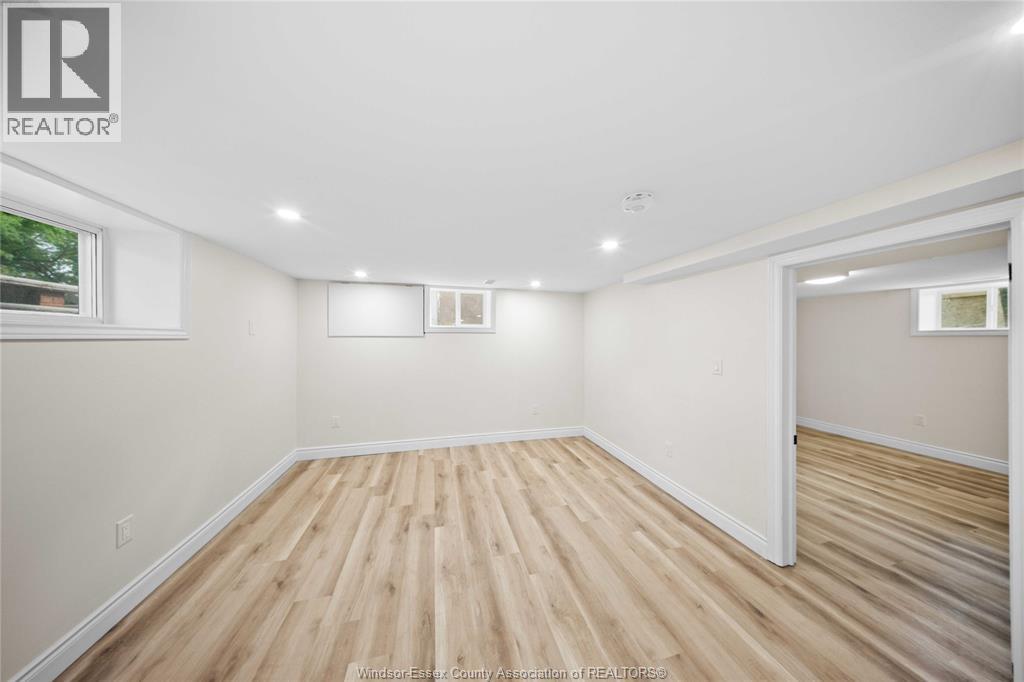 1465 CAMPBELL AVENUE - 38