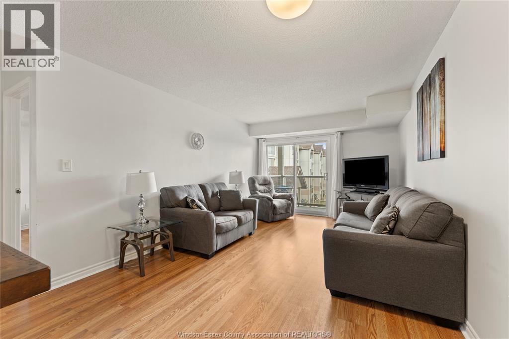 #316 3000 SANDWICH STREET - Image 5