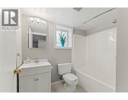 3000 Sandwich Street Unit# 316, Windsor, ON N9C4G3 Photo 18