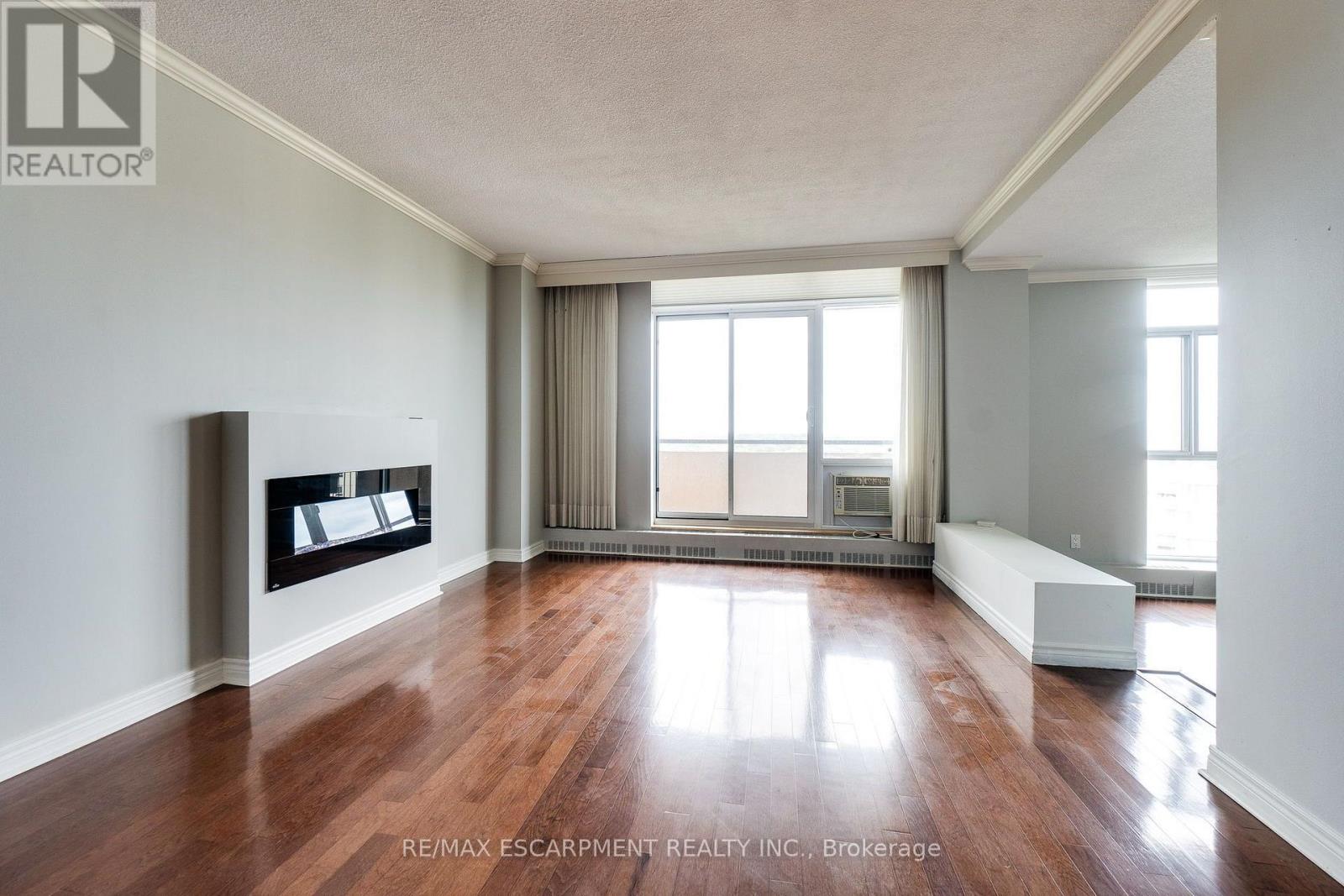 #1207 5250 LAKESHORE ROAD - 12