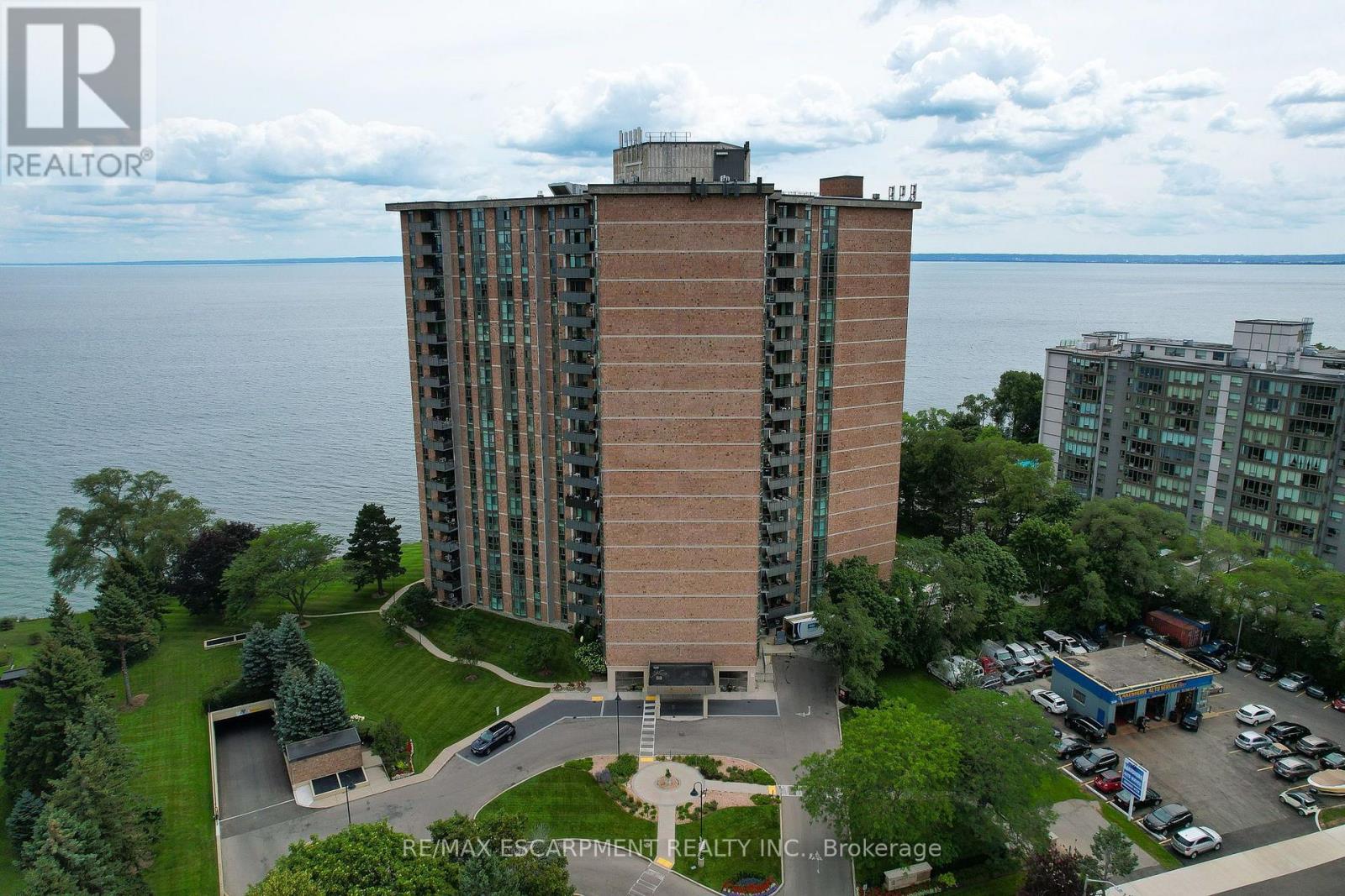 #1207 5250 LAKESHORE ROAD - 2