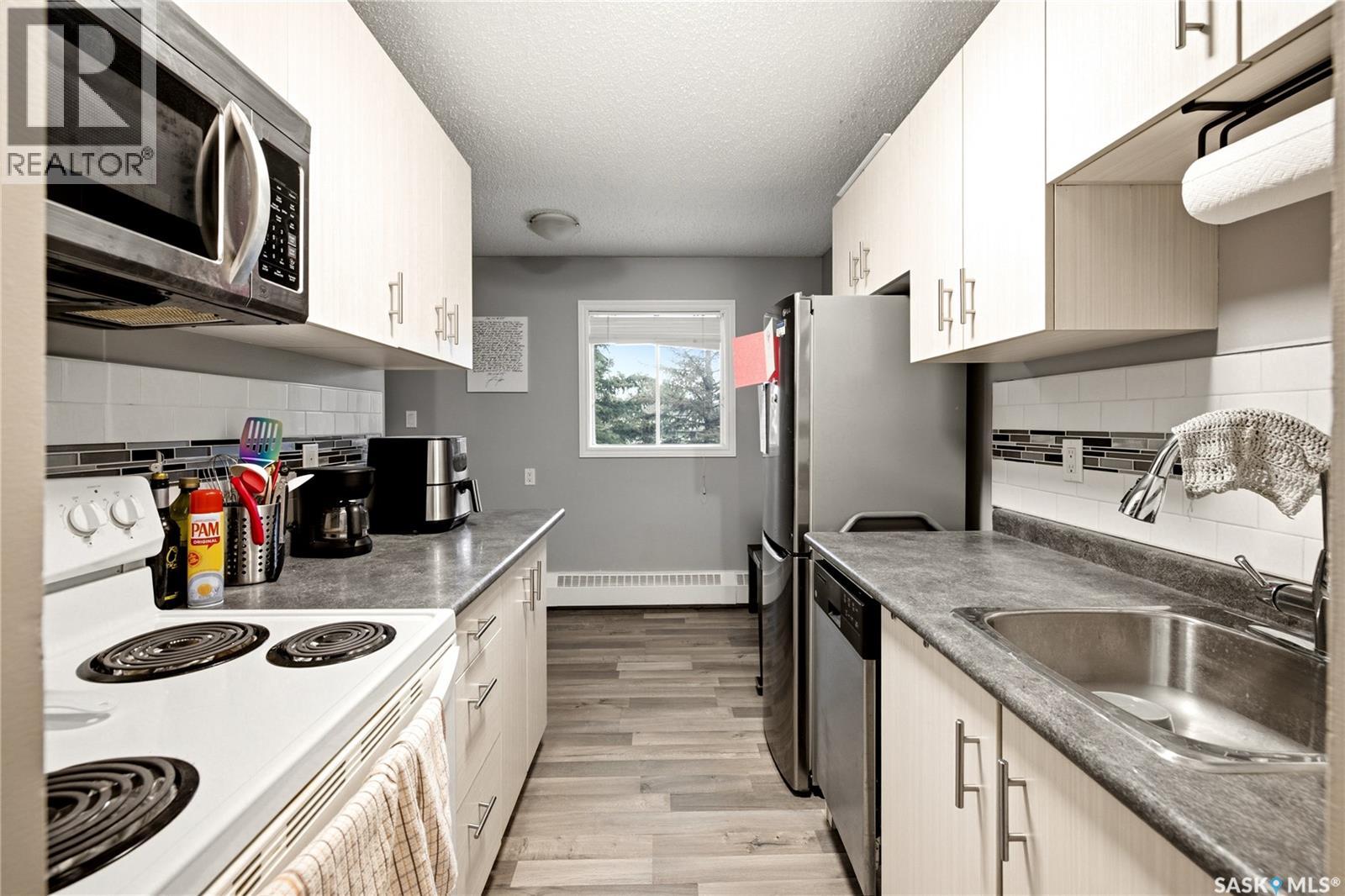 #205 31 Rodenbush DRIVE - 10