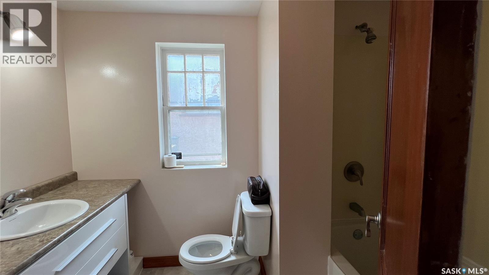355 10th STREET E - 16