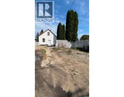 355 10th Street E, Prince Albert, SK S6V0Z2 Photo 41