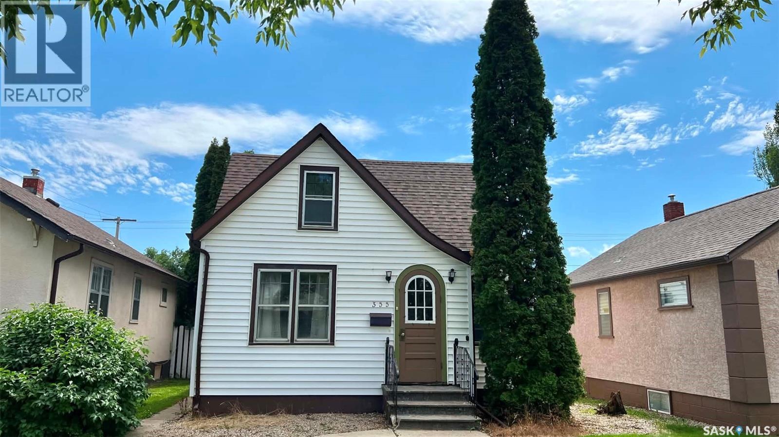 355 10th STREET E - 1