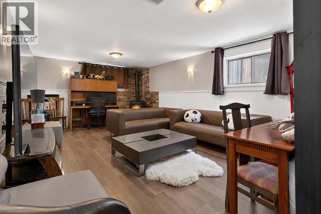 20 McKinley Road SE - 34