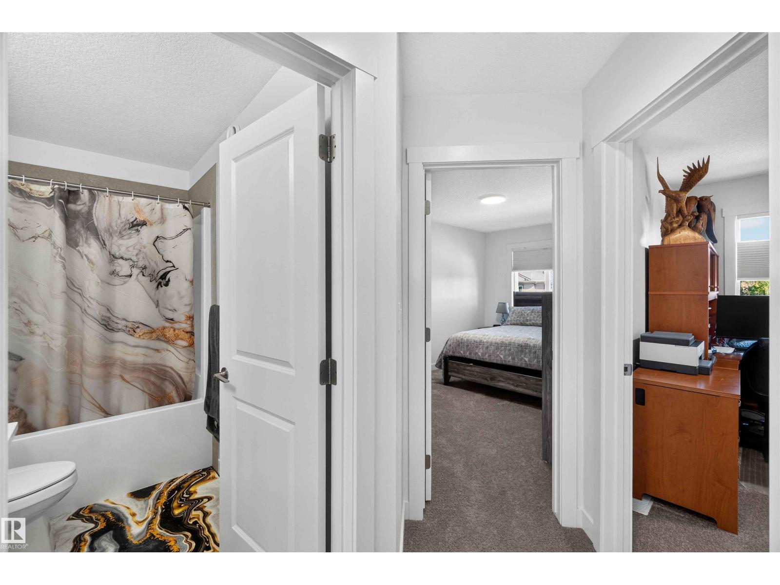 91 HILTON CV - Image 25