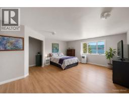 Den - 5255 Schneider Place, Tappen, BC V0E2X3 Photo 11