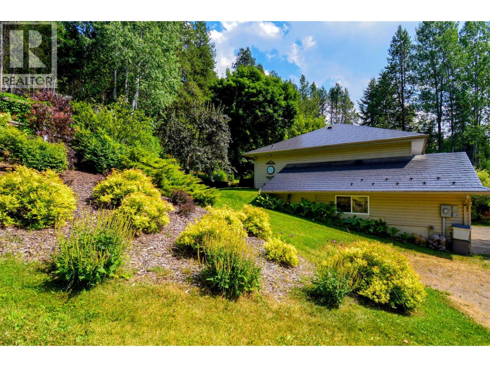 610 Strathmore Avenue - Image 8