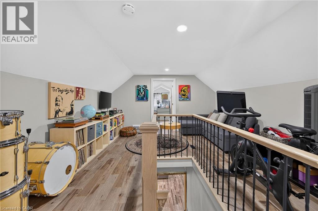 133 SHETLAND Street - 28
