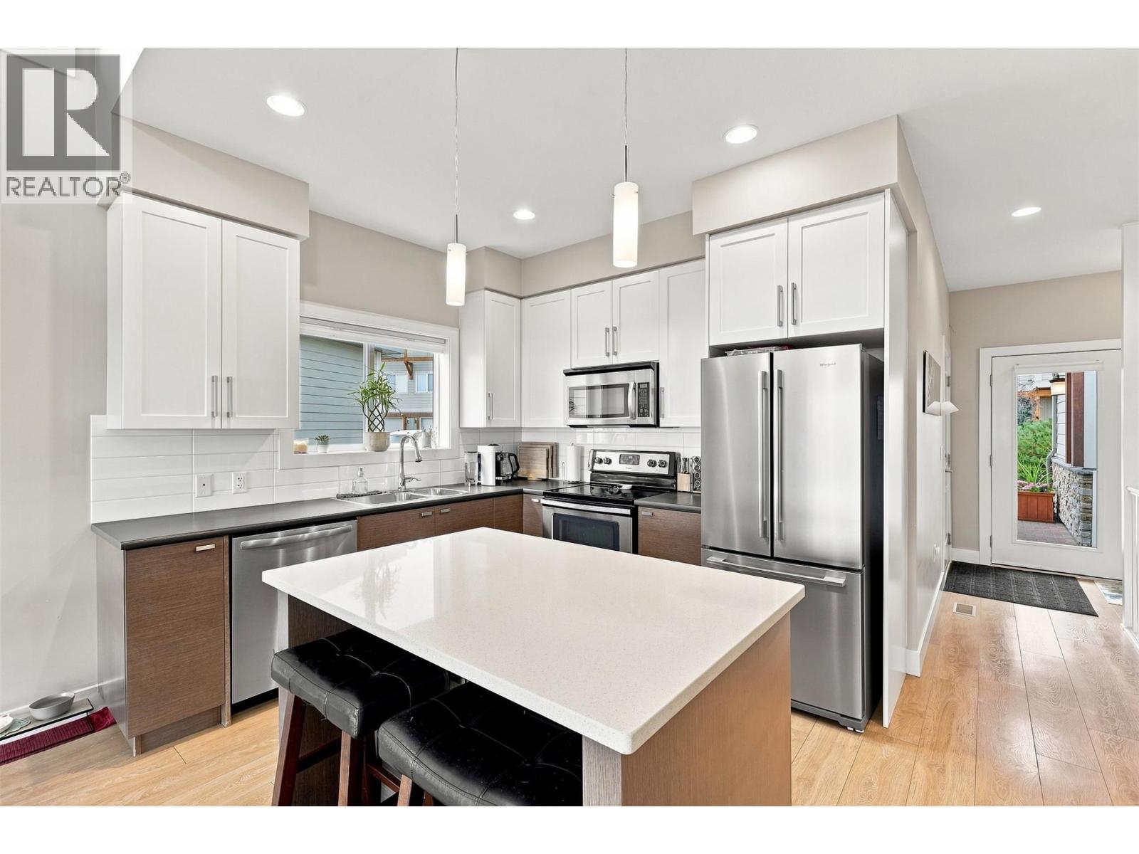 2200 LINFIELD Drive Unit# 32, Kamloops